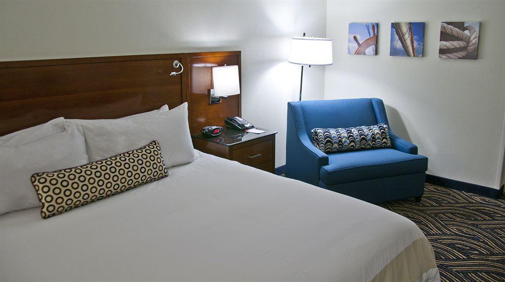 Hotel Waterfront Hotel, Autograph Collection 4*